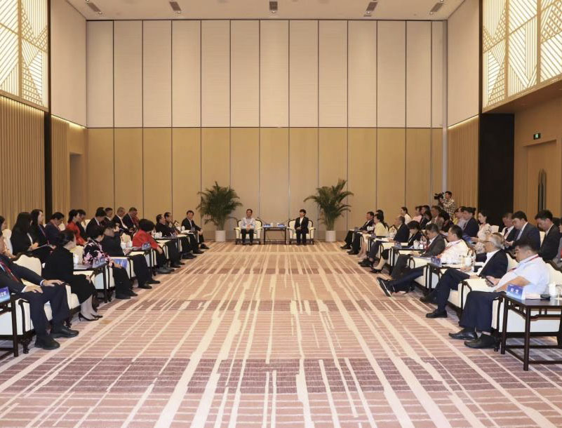 中国侨商投资（海南）大会世界侨商海南行（一）活动在海南举办