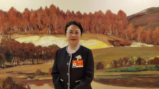 关注全国两会|全国政协委员、中国侨联副主席、浙江省政协副主席吴晶:不能让新业态劳动者“裸奔”!