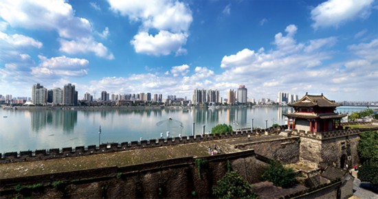 汉江明星城市——襄阳  摄影朱建辉.jpg